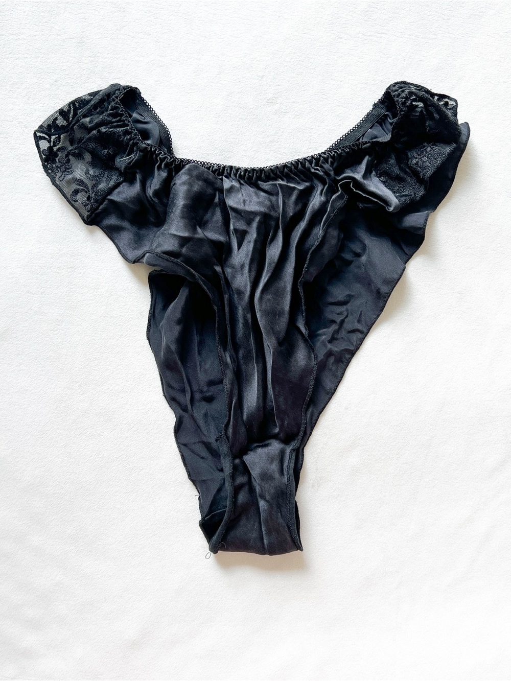 Vintage Victoria's Secret Black Silk Lace High-Cut Brief Panties - XS/S